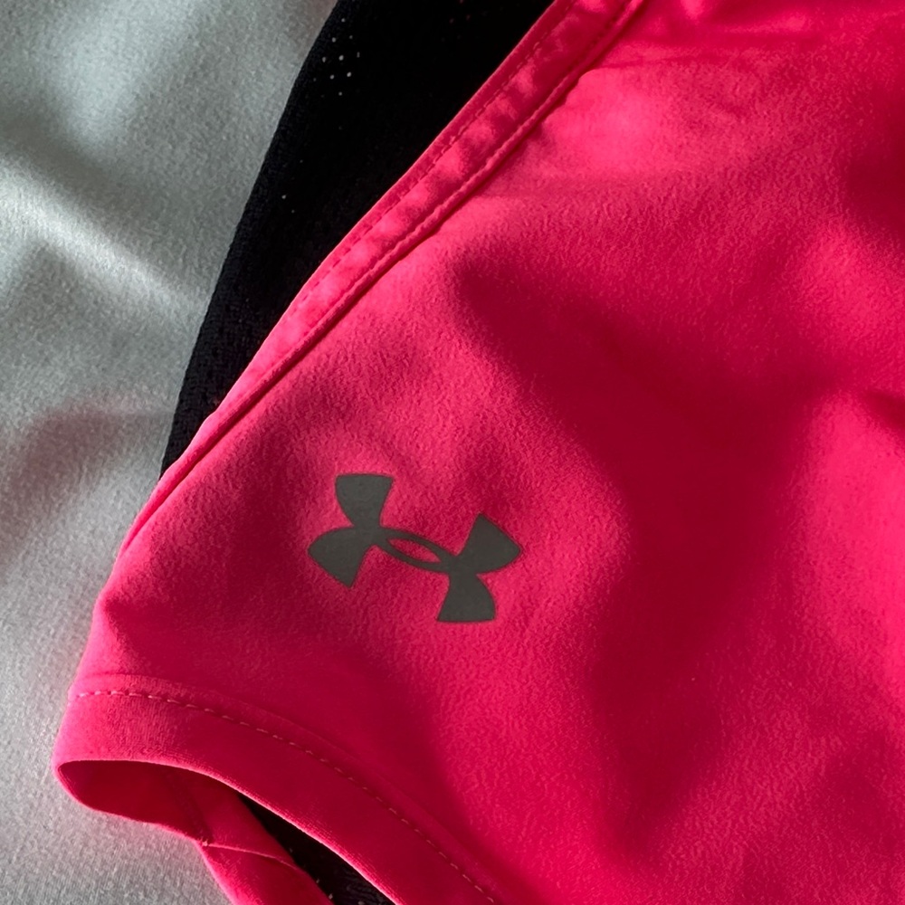 Under Armour Women’s Neon Pink Athletic Shorts with Black Panels - Picture 3 of 5